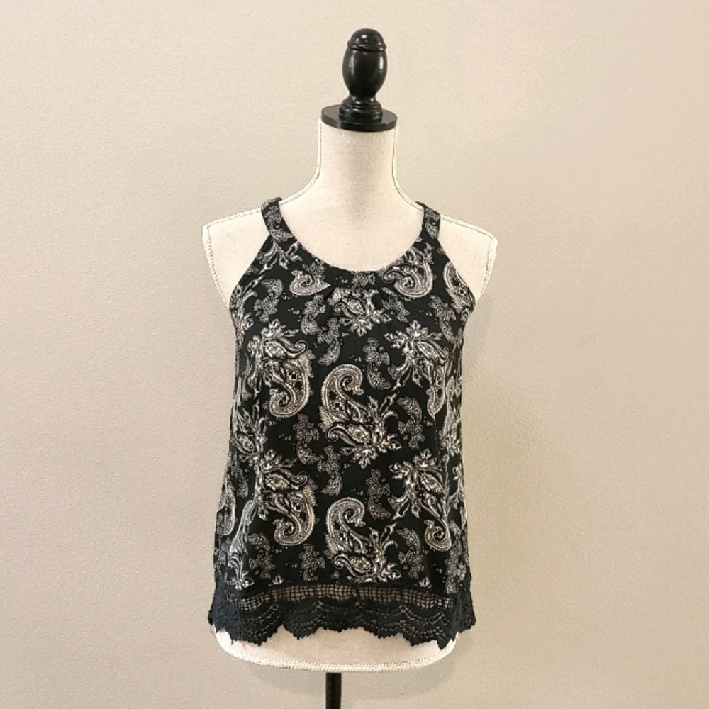 Zoe and Rose Sleeveless blouse